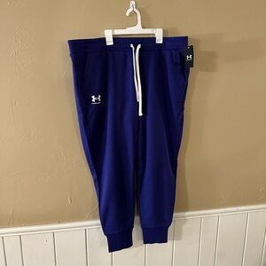 Women’s XXL Fleece Joggers